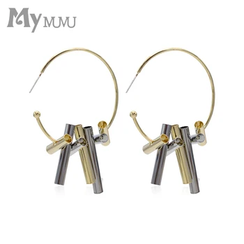 

Exaggerated big Eardrop female Korean fashion personality temperament Eardrop small crowd design net red 2020 new fashion z642