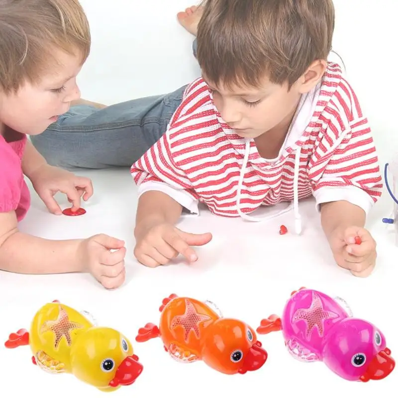 Пластик детские игрушки Электрический универсальный утка игрушка подражать плавание Звук Свет уток детские купальные игрушки