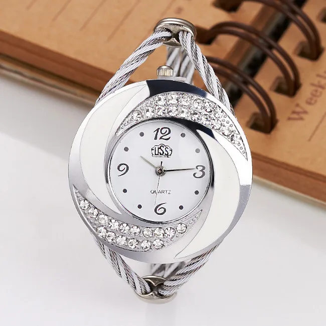 Women Casual Wristwatch 7 Colors Bracelet Round Dial Crystal Quartz Elegant Fashion Watch Hight Quality Hour Major Clock Relojes huismerk kopen in de aanbieding