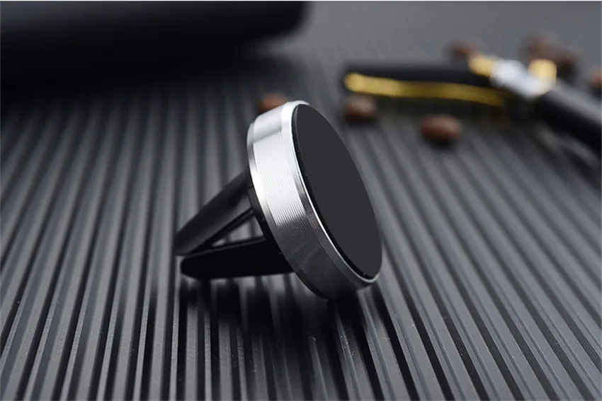 magnetic car holder (8)