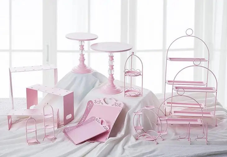 

4 sets pink & blue color cake stand set
