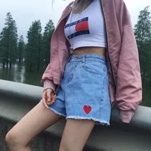 Милые летние джинсы с вышивкой в виде красных сердечек для девочек, свободные шорты с карманами