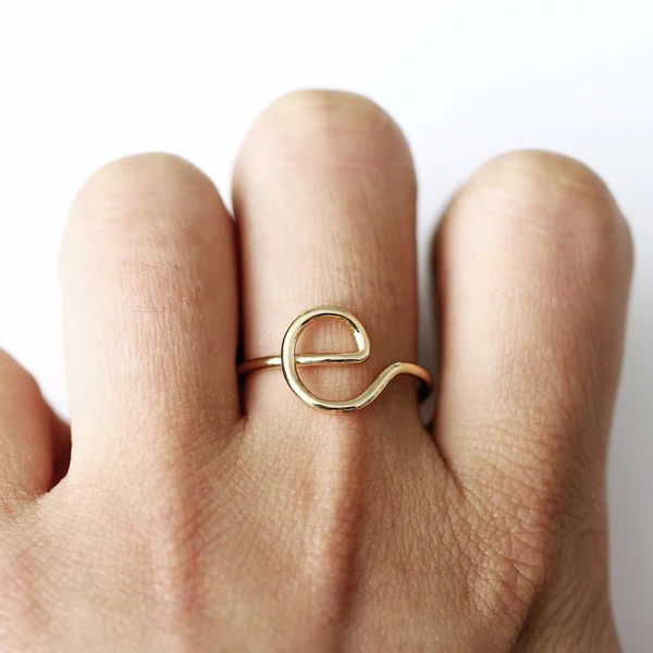 

2018 Hot Sale Letter Rings For Women Adjustable Size Name Ring Female Statement Party Charm Fashion Jewelry Gifts New Design