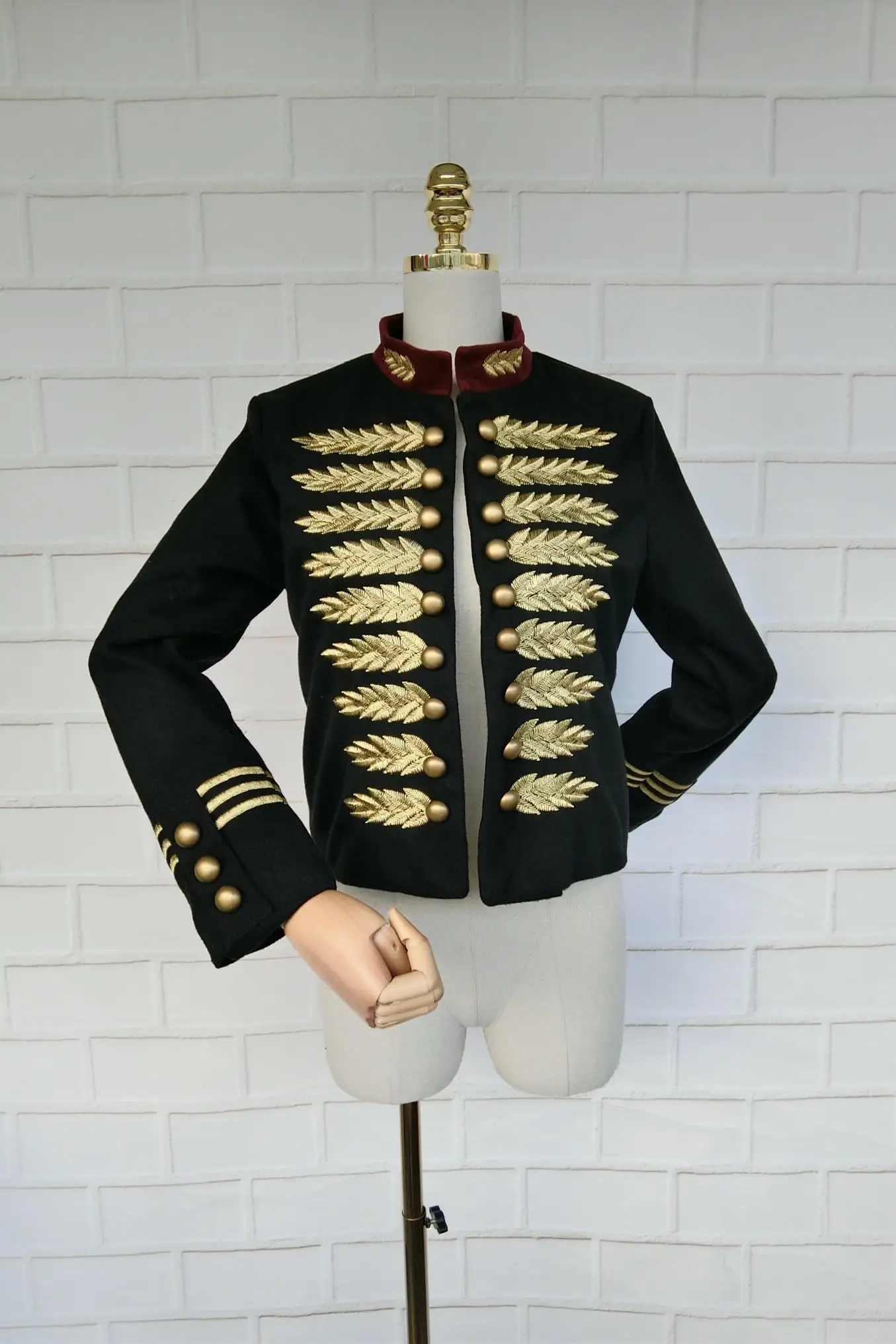 Finest  Womens Coat Gold Embroidery Jacket Stand Collar Military Court Cotton Outwear Black Slim Fit Coats 