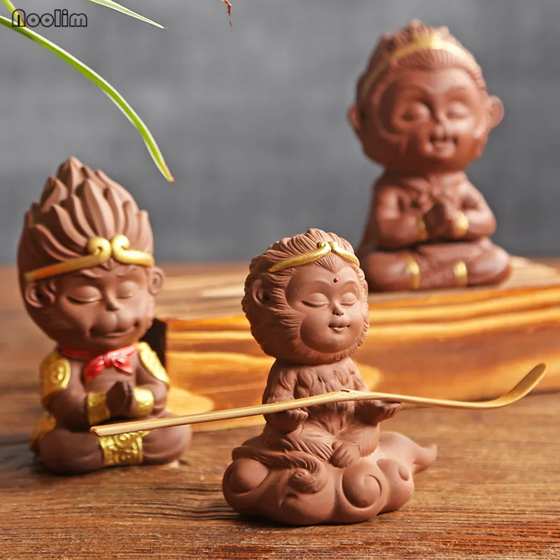 

NOOLIM Purple Clay Tea Pet Monkey King Small Ornaments Creative Tea Set Boutique Color Changing Tea Play Tea Tray Decoration