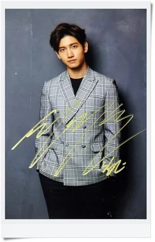 

signed TOHOSHINKI Max autographed photo FINE COLLECTION 6 inches freeshipping 092017C