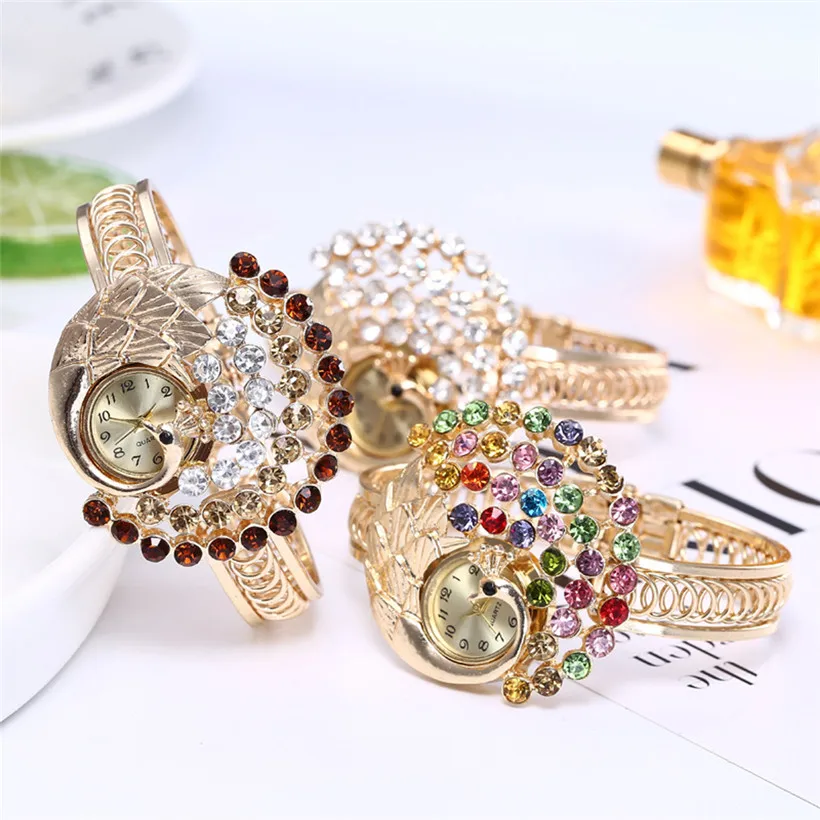 CCQ бренд для женщин круглая Алмазная браслет часы Аналоговые кварцевые наручные часы в подарок часы Relogio Feminino горячая распродажа