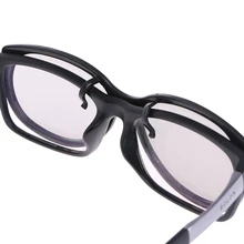 Clip On Type Circular Passive Polarized 3D Glasses For TV Real 3D Cinema 0 22mm
