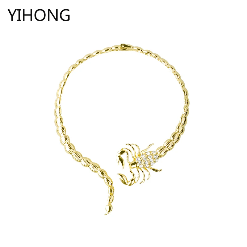 

Europe and the United States fashion jewelry gold alloy jewelry pendant scorpion necklace scorpion collar for women