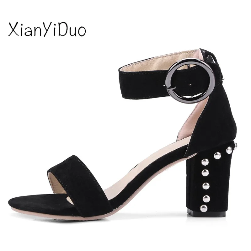 Xianyiduo Leisure 2018 Summer Women's closed toe High Heels Cover Heel shoes sandals Rivet Big Size30-48 Shallow black  grayS95