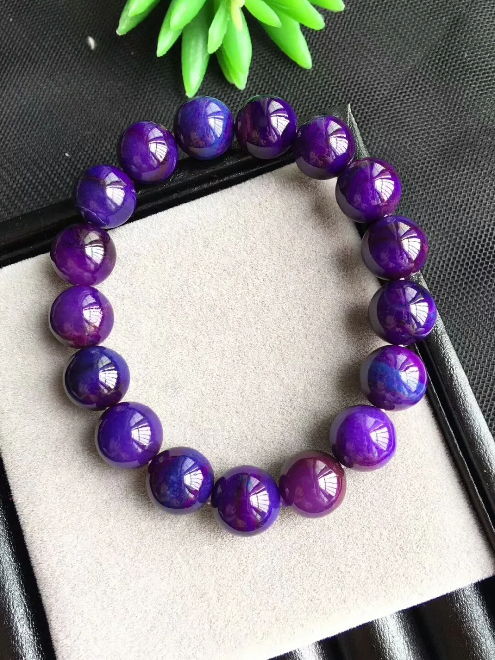 

Top Quality Natural Sugilite Royal Purple Bracelets Healing Stone Gemstone 12mm Round Beads Woman Certificate AAAAAA