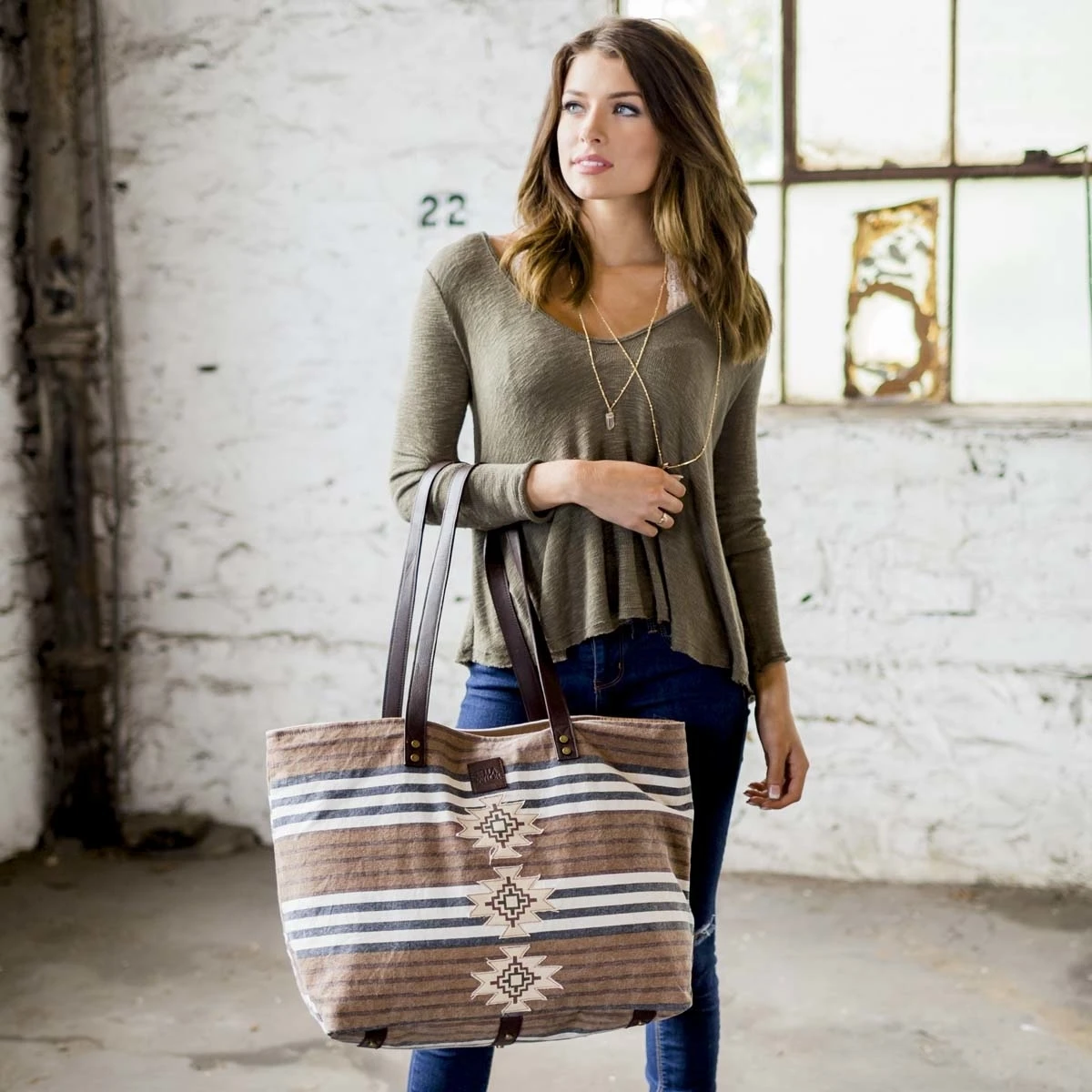 Bella Taylor Travel & Totes Ryn Brown Wide Tote