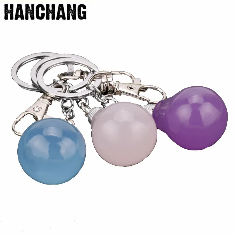 

Creative Light Bulb Pendant Lover's Present Mini Keyring Keychain Car Keys Key Holder Accessories