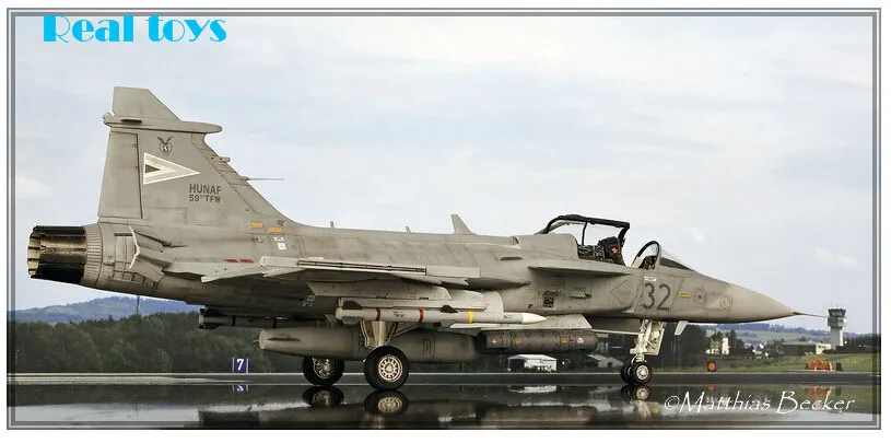 Набор пластиковых моделей Kitty hawk KH80117 1/48 Jas-39A/C Gripen