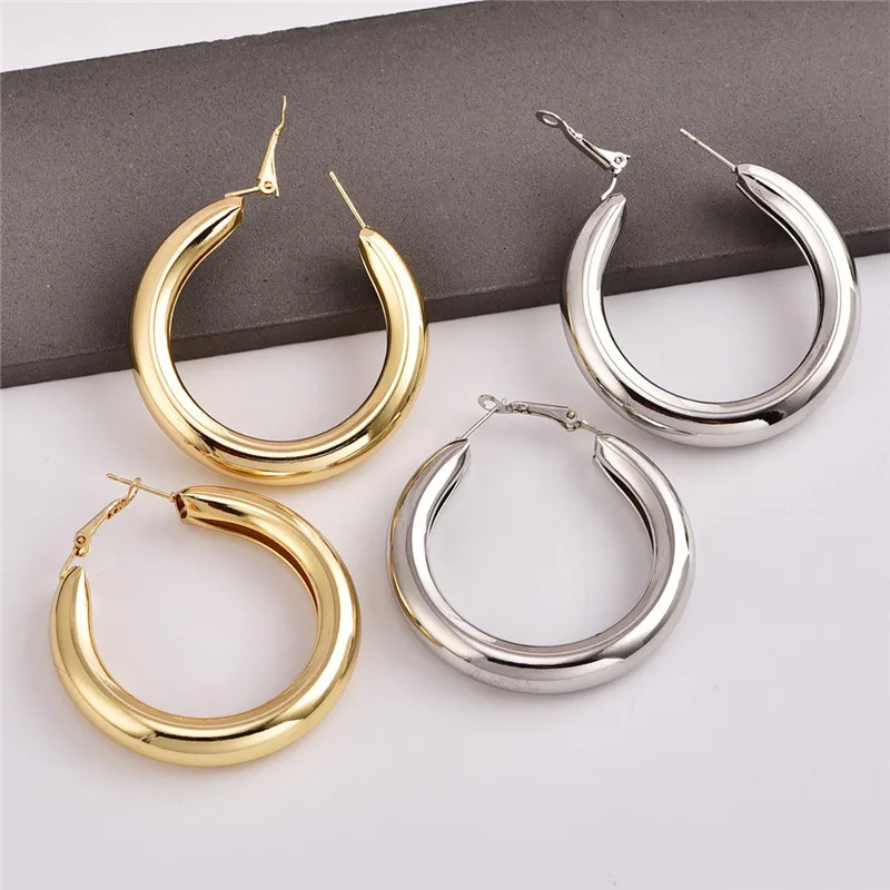 IF-YOU-Fashion-Gold-Color-Oversize-Hoop-Earrings-For-Women-Bohemia-Wide-Big-Round-Statement-Earring (3)