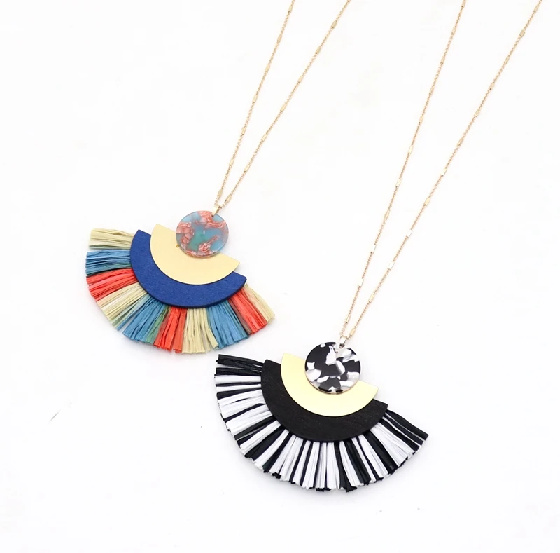

Fashion 2019 Semi-Circle Tassel pendant Mix Colors Design
