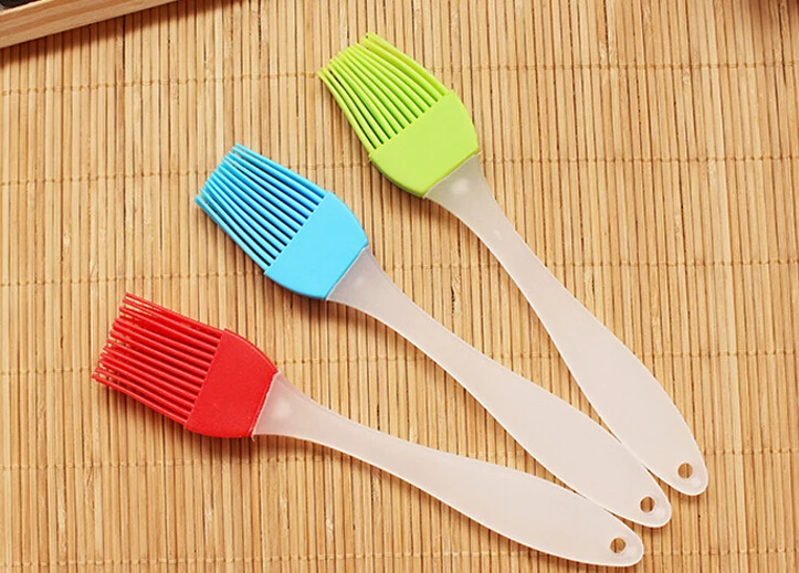 

3pcs/lot Silicone Cake Brush Tools Eco-friendly Bread Oil Cream Cooking Basting Brush Silicon Kitchen Cake Tools JC 0552