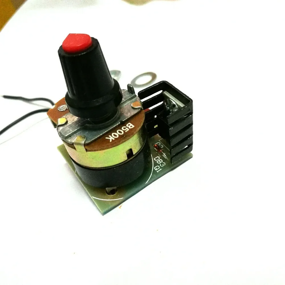 220V 500W Dimmer Thermostat Regulator Infinitely Variable BT136 Speed Governor
