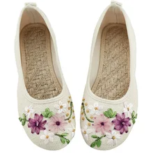 2016 New Women Flower Flats Slip On Cotton Fabric Casual Shoes Comfortable Round Toe Student Flat Shoes Woman Plus Size