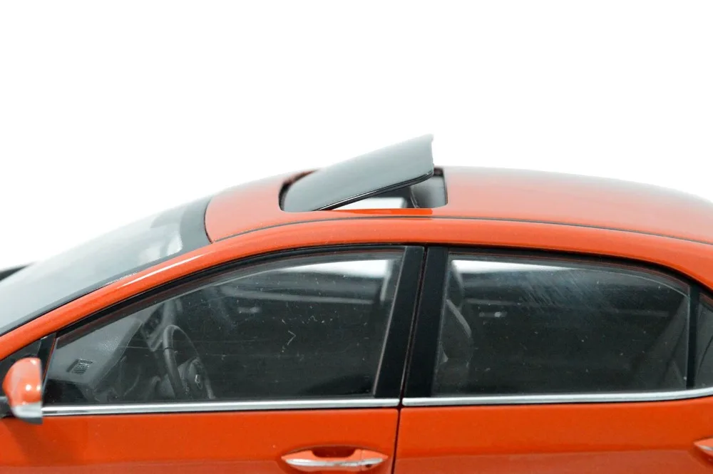 Toyota-Levin-2017-Orange-10