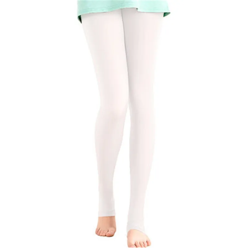 Discount Cheap EbGFJ 2018 Plaid Golf Pants Pgm Golf Clothing Ice Leggings Nine Points / Step On The Foot Socks Fabric Super Light Breathable Sun