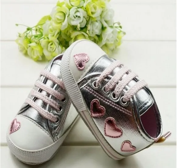

Cute Pink Love Kid Toddler Baby Girl Silver Crib Heart Soft Shoes Walking Sneaker 0-18 M New