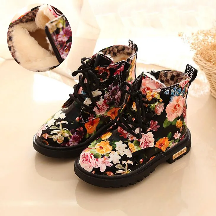 Г. Ботинки на шнуровке с цветами для девочек осенне-зимние ботинки из искусственной кожи для девочек толстые теплые бархатные ботильоны на меху, сапоги для маленьких девочек - Цвет: Winter Black