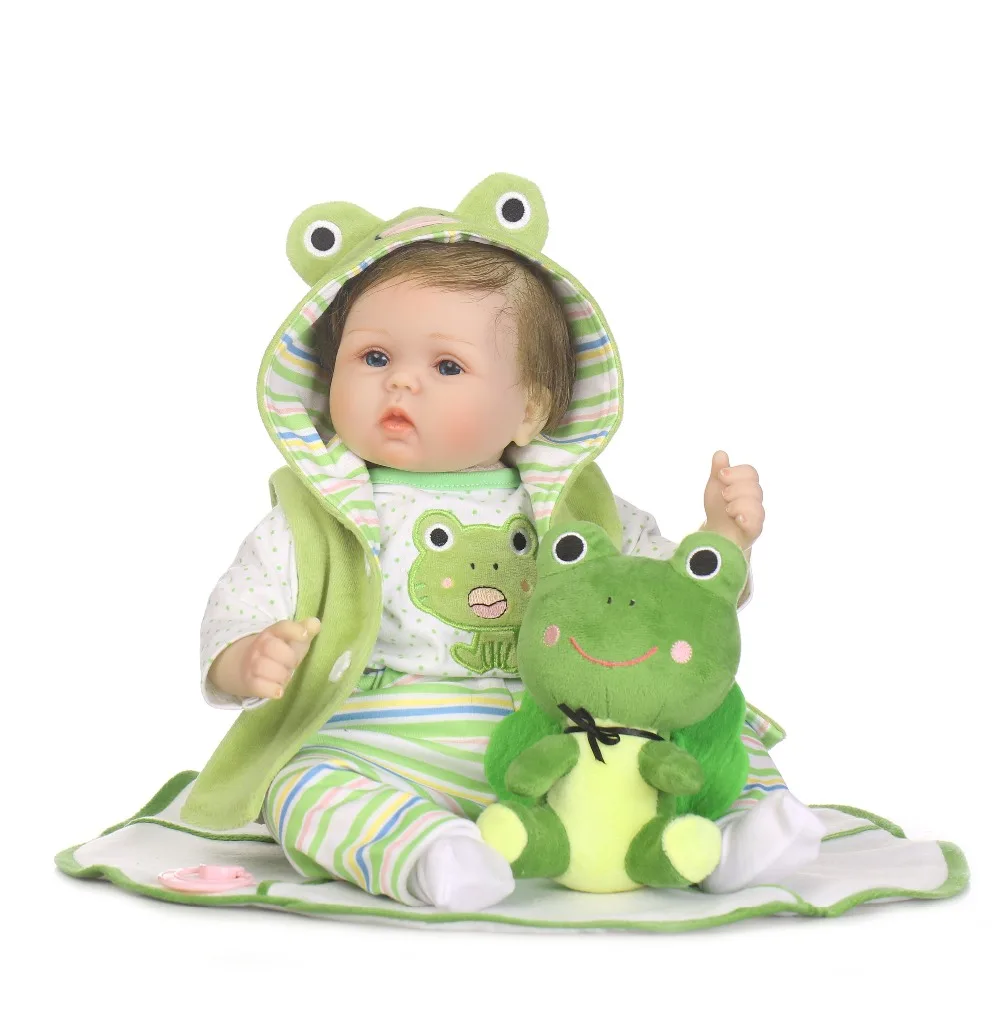

NPK Doll 55cm Silicone Limbs Cloth Body Reborn Boy Doll Lifelike Baby Alive Soft Toys With frog suit And Plush toys Girls Gift