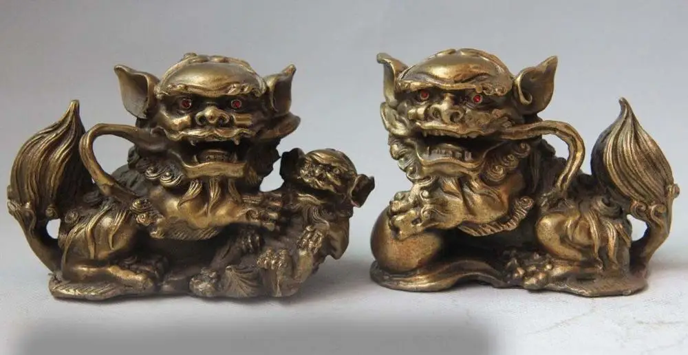 

Chinese Palace Copper Brass Feng Shui Auspicious Fu Foo Dog Lion Guardian Statue SD 506