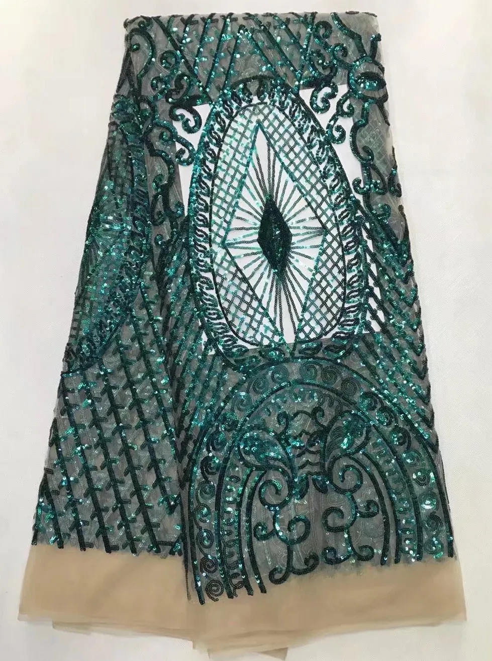

2017 Latest African Tulle Lace Fabric High Quality French Laces Fabrics With Sequins For African Lace Dresses