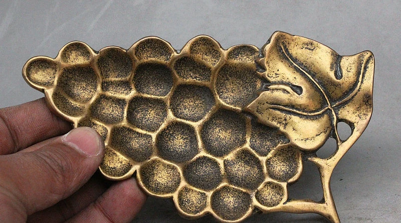 Marked Folk China Old Bronze foliage grape shape Statue ashtray card tray holder | Дом и сад