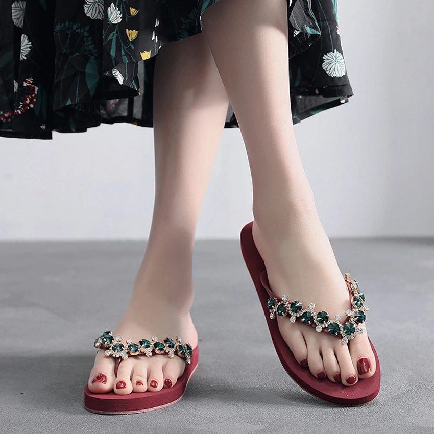 Г. женские шлепанцы с кристаллами на плоской подошве весенне-Летняя женская обувь черного, зеленого, красного цвета повседневная женская обувь