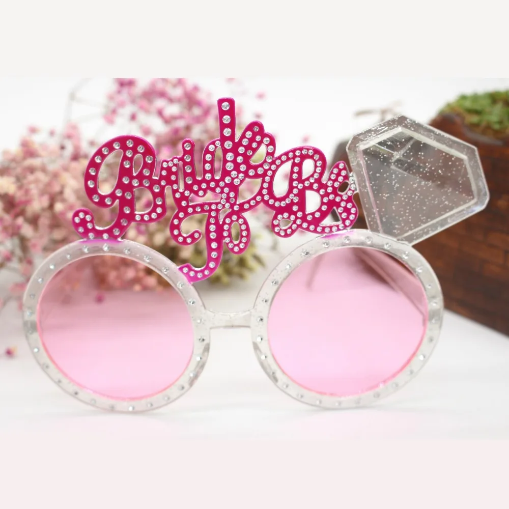 Bride To Be Glasses Pink Diamond Ring Shower Products Bride Sunglasses Eye Decoration Bachelorette Hen Party Supplies DT8 (2)