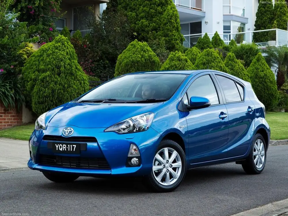 

Free Shipping 2pc/lot car-styling Car Led Lamp Canbus Rear fog lamp Back-up lamp For TOYOTA PRIUS C (NHP10) 2011+