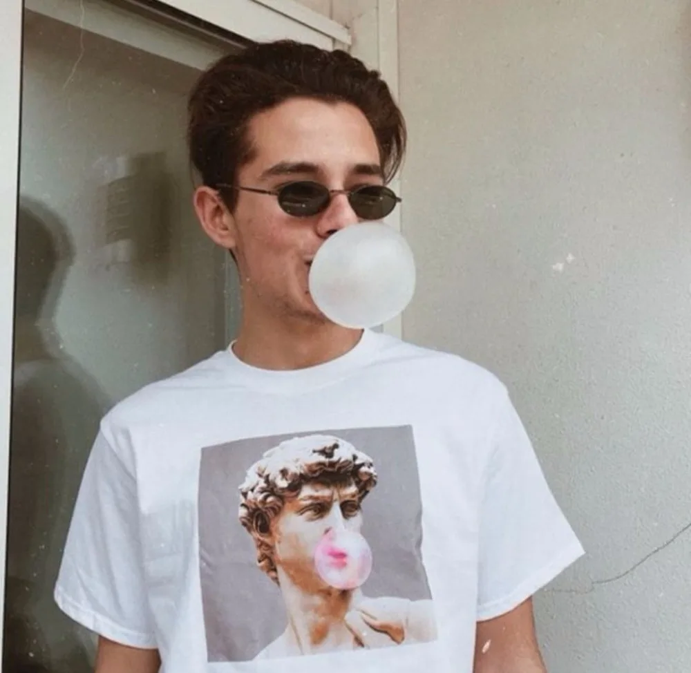 

2018 Summer Men David Michelangelo Statue Bubble Gum Print Tshirt Bubblegum Sculpture T-shirt Short Sleeve Funny T Shirts