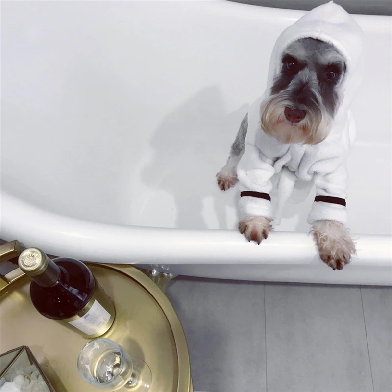 Новые Pet коралловый кашемир утолщенной собачка с капюшоном Собака халат суперабсорбирующих Полотенца для Товары для собак Товары для кошек Pet Уход за лошадьми питания