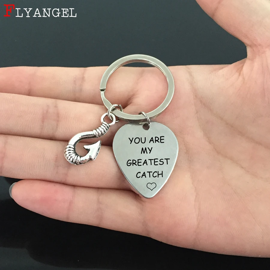 

Engraved YOU ARE MY GREASTSET CATCH Fish Hook Men Women Charms Keychain Stainless Couples Valentine Gift Fashion Jewelry Keyring