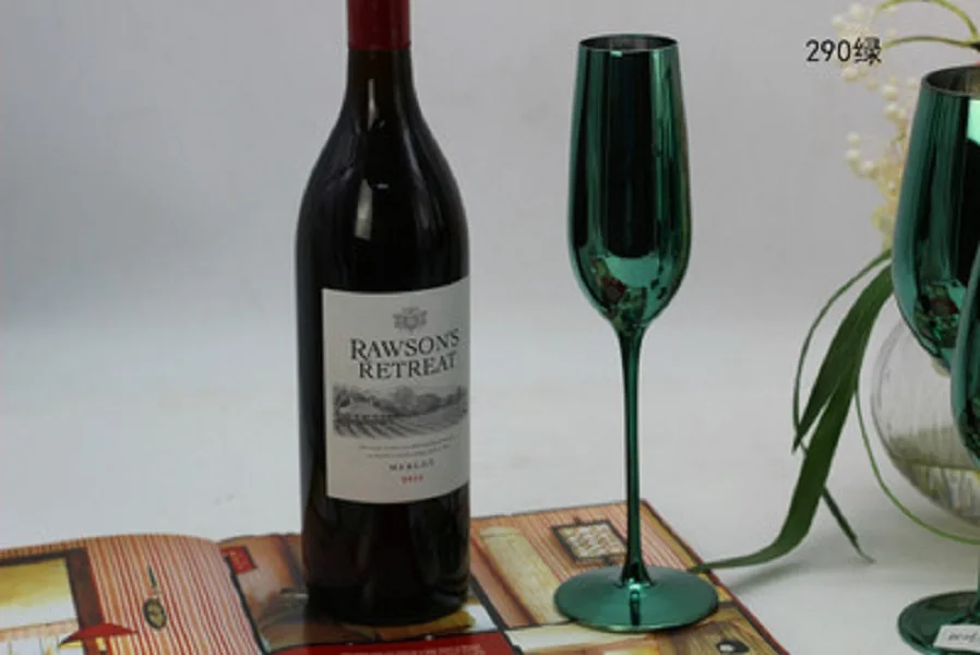 Рождество креативный зеленый цвет металлическое стекло с бокалом шампанского вина Кубок Свадебные украшения комнаты Зеленый Кубок - Цвет: C