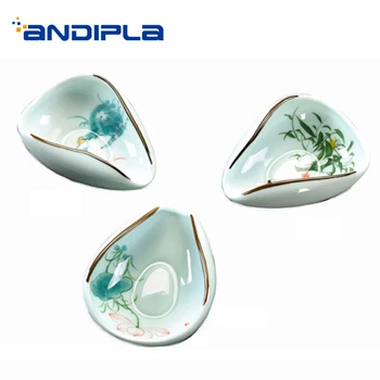 

Jingdezhen Hand Painted Vintage Pattern Ceramic Tea Holder for Chinese Porcelain Kung Fu Tea Sets Cha He Home Celadon Tea Spoons