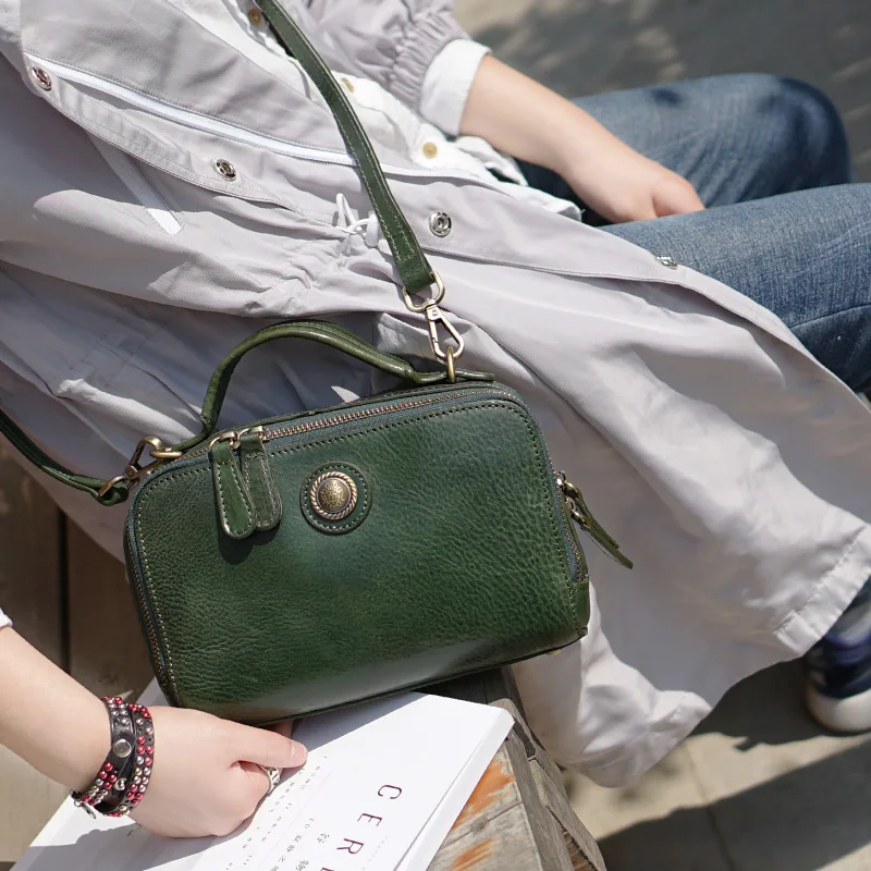 AETOO Inverness Retro Handmade cowhide women's shoulder crossbody bag, leather casual small Japanese and Korean handbag