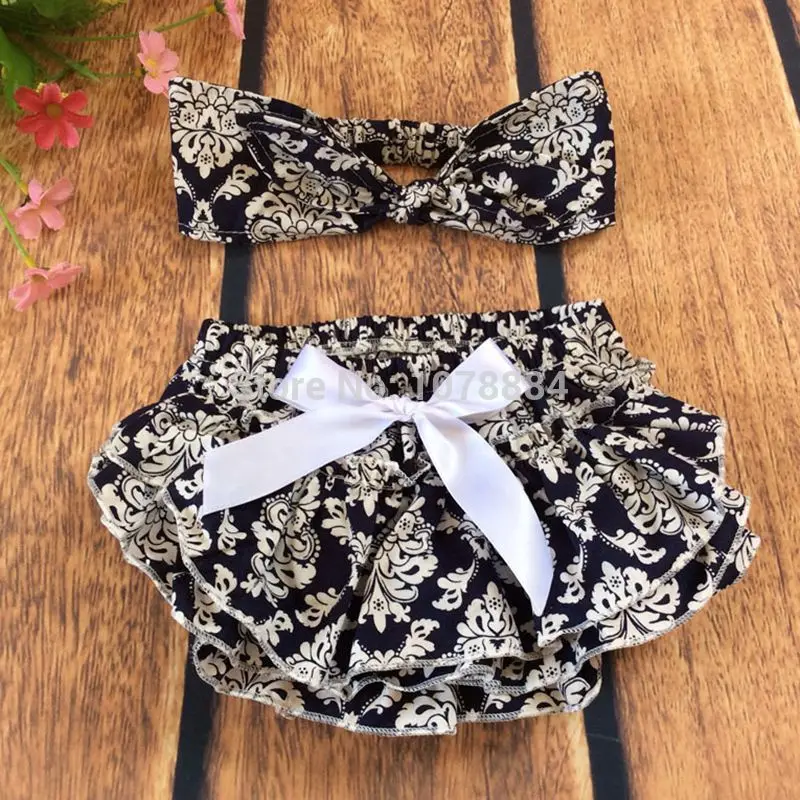 navy blue damask.jpg