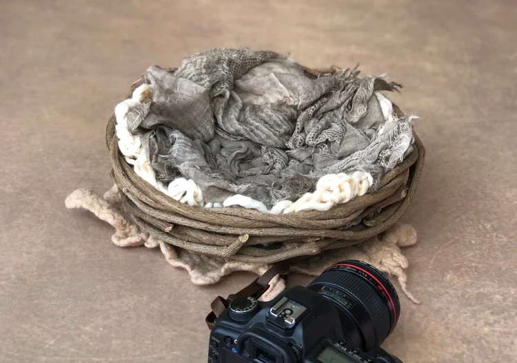 newborn baby photography wooden basket