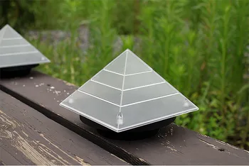 

LED Solar outdoor garden lights super bright waterproof landscape lights home pyramid lawn lamp