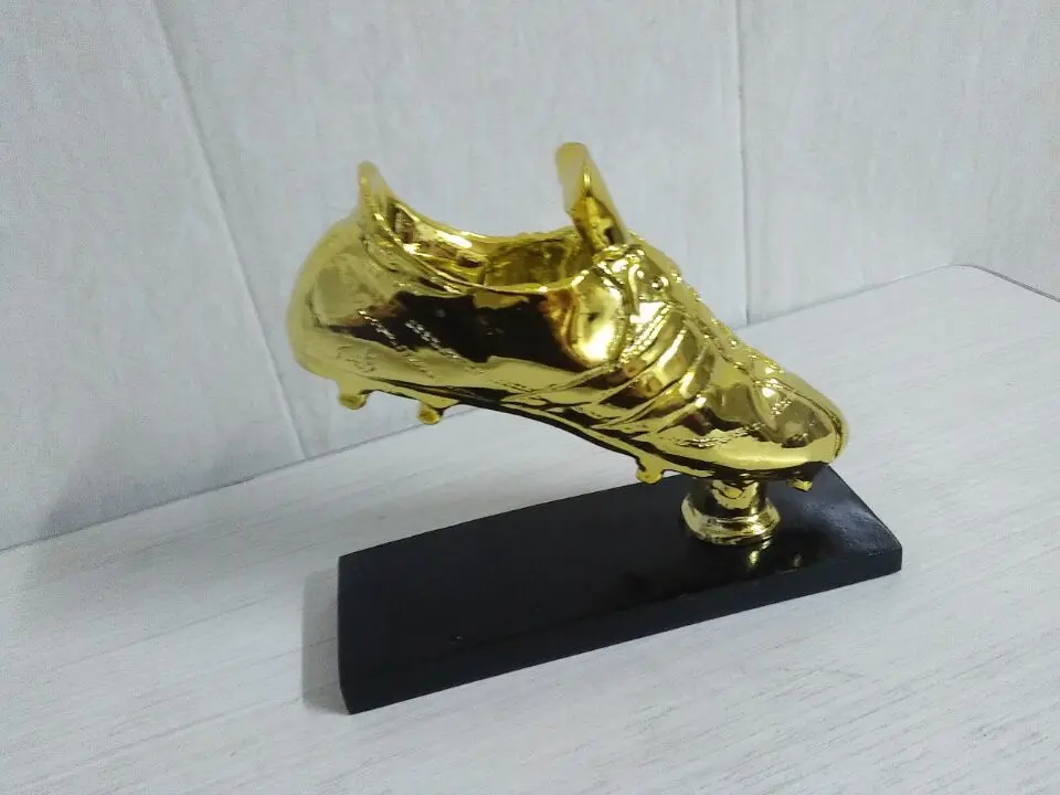 

FREE SHIPPING 1:1 size Football Golden Boot Shoe Trophy Replica The Golden Boot Award football shoes fans souvenir