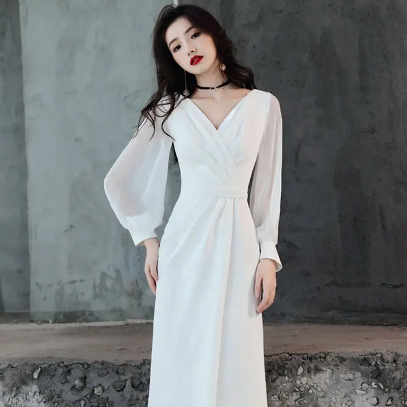 

Solid White Long Cheongsam Noble Women Annual Meeting Dress V-Neck Qipao Vestidos Elegant Fashion Slim Clothing Novelty
