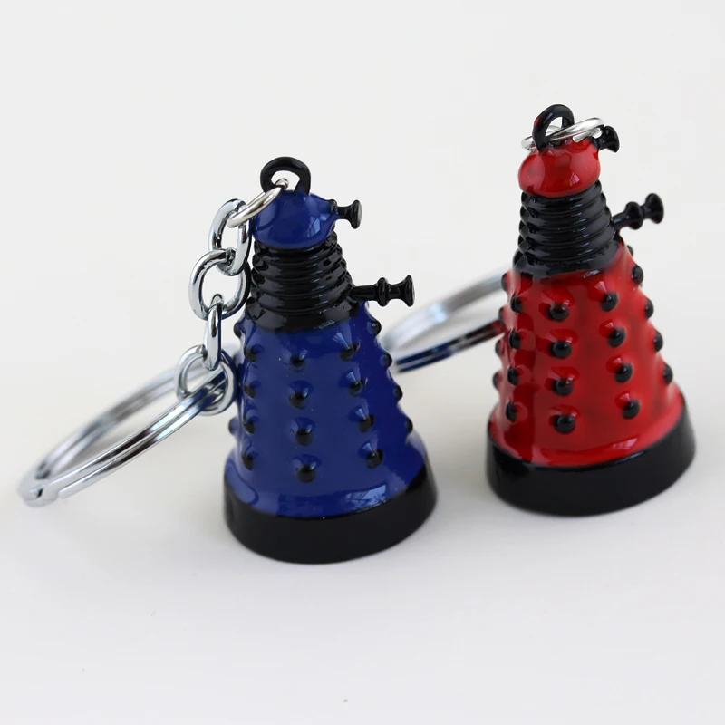 

Hot Movie Mysterious Dr Doctor Who Dalek Keychain Keyring Fashion Retro Alien Robot Villain Blue Red Pendant Key Chain For Women