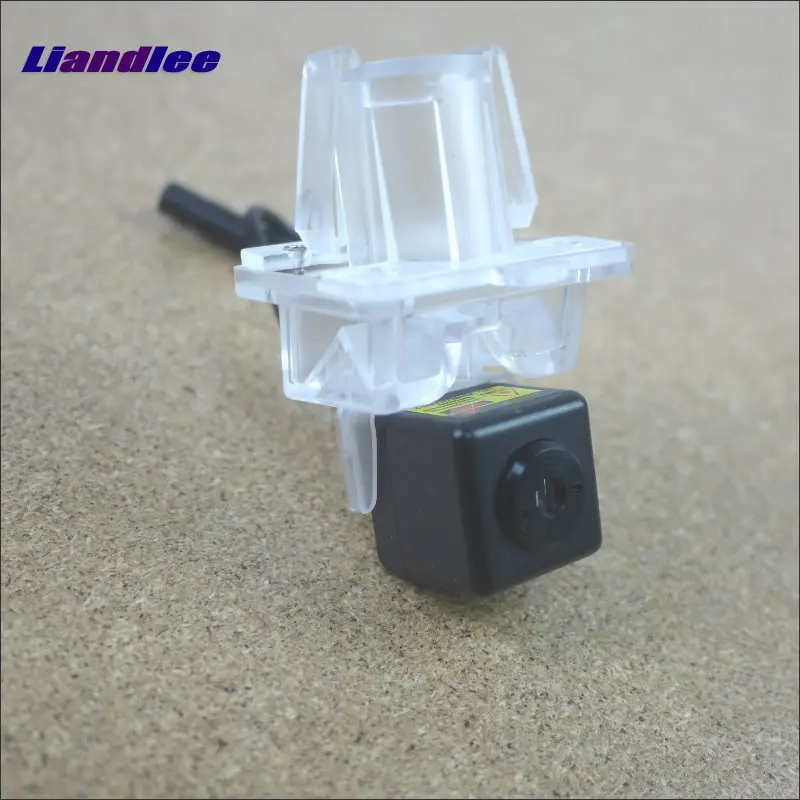 

Liandlee Anti Laser For Mercedes Benz C Class W204 2007~2014 Prevent Mist Fog Lamps Laser Anti Haze Lamps Warning Rear Light
