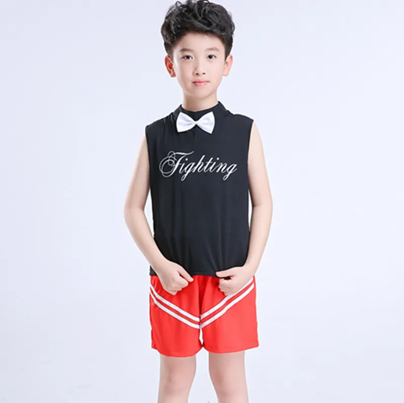 الأطفال الأداء المشجع زي الفتيات الفتيان يهتف موحدة الاطفال المنافسة المدرسة المصفقين يهتف فريق زي الاطفال الأطفال الأداء المشجع زي الفتيات الفتيان يهتف موحدة الاطفال المنافسة المدرسة المصفقين يهتف فريق زي الاطفال