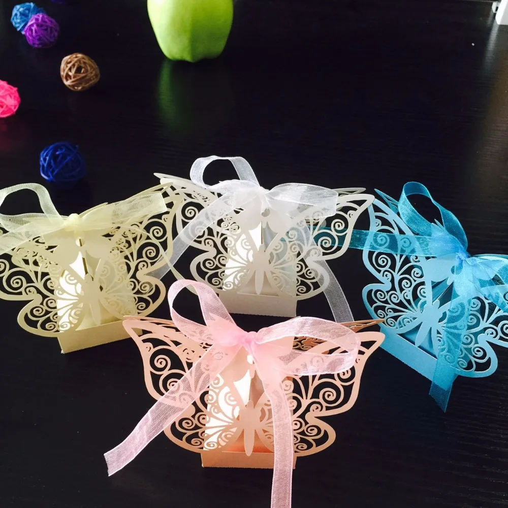 

50pcs Hollow Candy Box Wedding Gift Bag paper Butterfly Decorations for Wedding baby shower Guests Favors Event Party Supplies