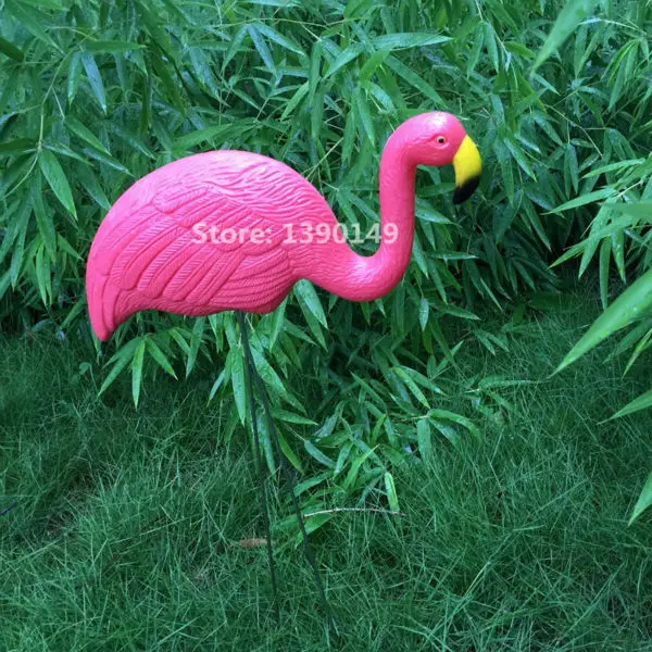 1 Pair Red Lawn Flamingo Figurine Plastic Party Grassland Garden Ornaments Decor (8)
